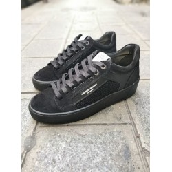 - 21 - VENICE // STINGRAY SUEDE 